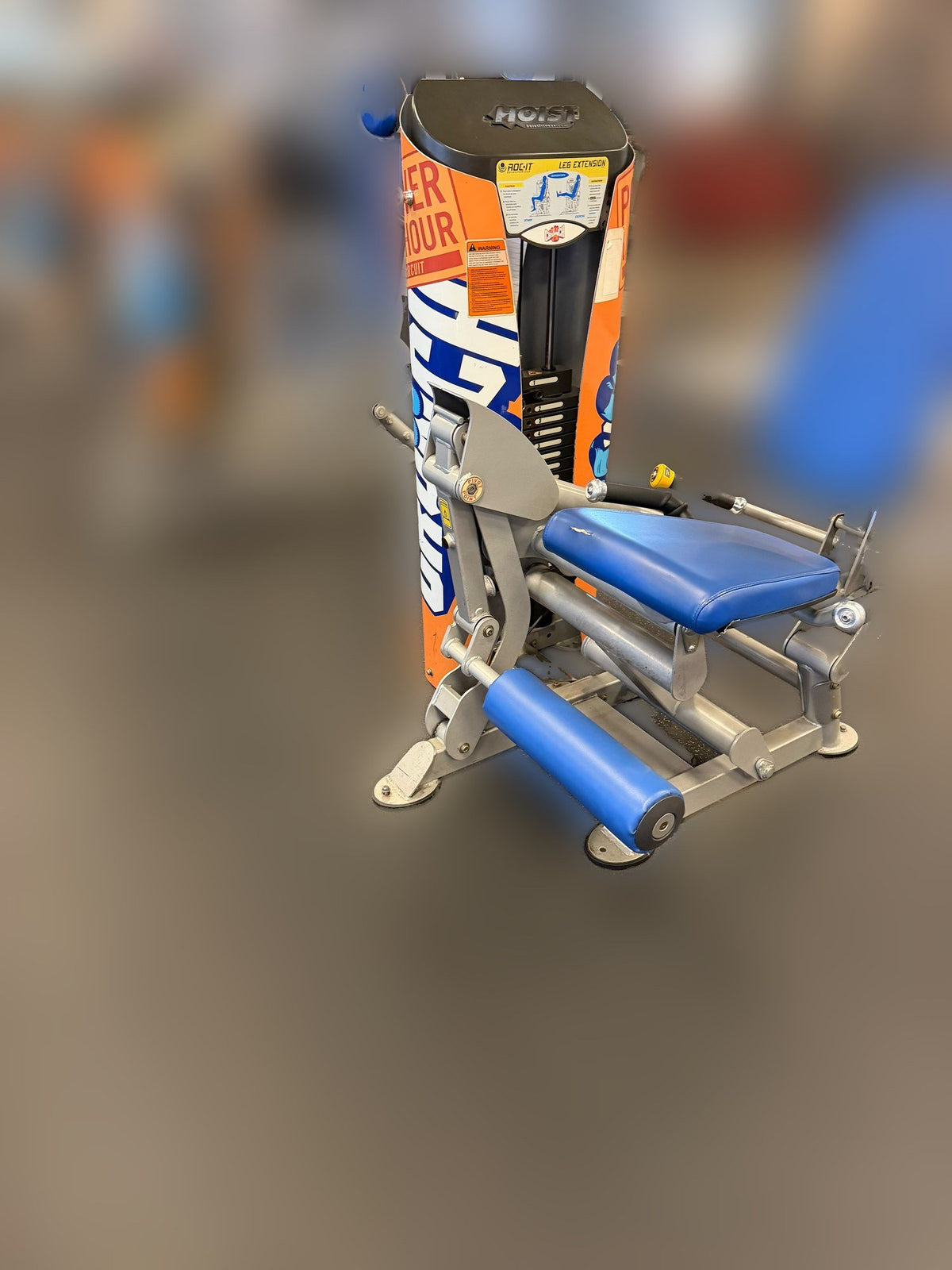 HOIST ROC-IT leg extension selectorized machine – used commercial gym equipment package