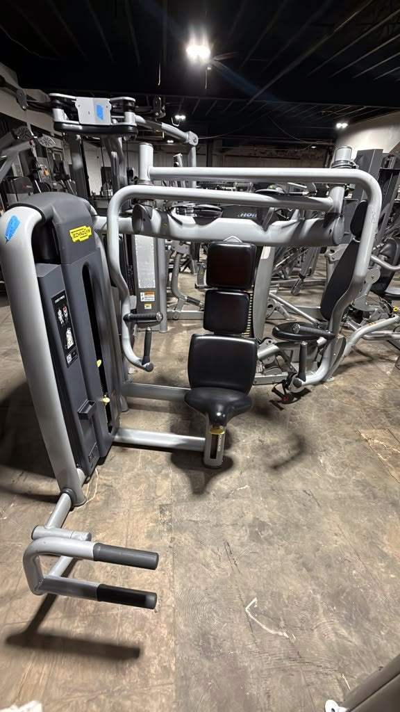 Used Technogym selectorized strength machine – 23-piece commercial strength package MWP1